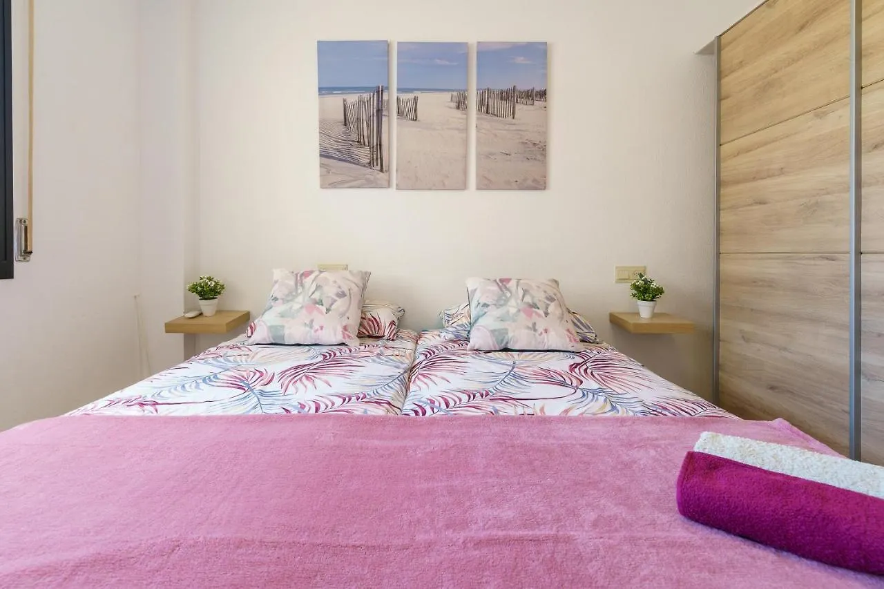 Malagasuite Cozy Apartment 토레몰리노스 0*,  스페인
